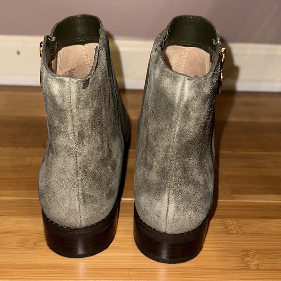 Michael Kors Green Suede Side Zipper Booties - Picture 4 of 7